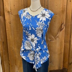 Capped sleeve lapis blue floral top